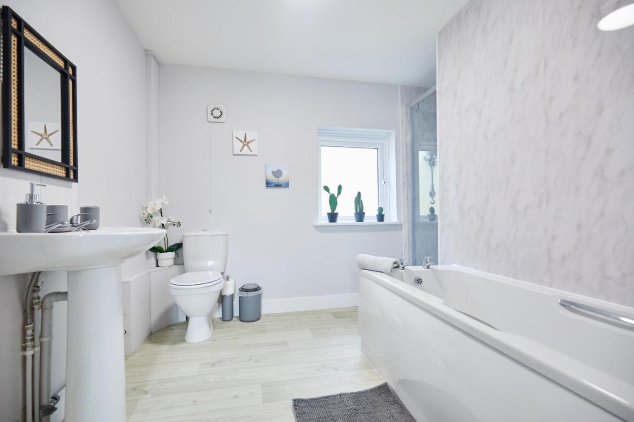 Homely - Great Yarmouth Beach Apartments Экстерьер фото