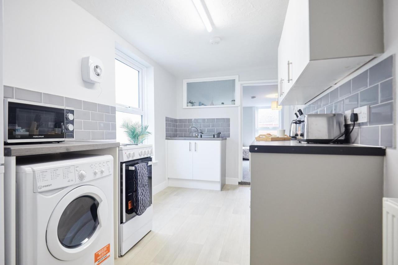 Homely - Great Yarmouth Beach Apartments Экстерьер фото